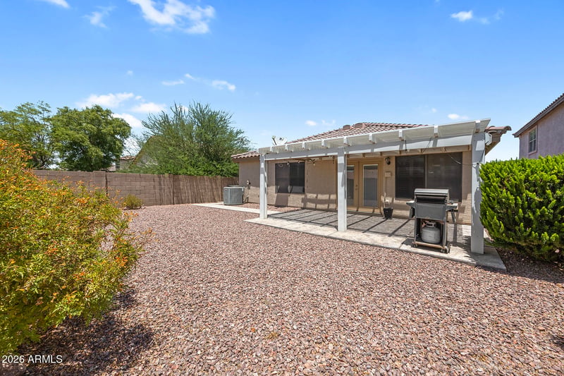 873 E Saratoga St, Gilbert, AZ 85296