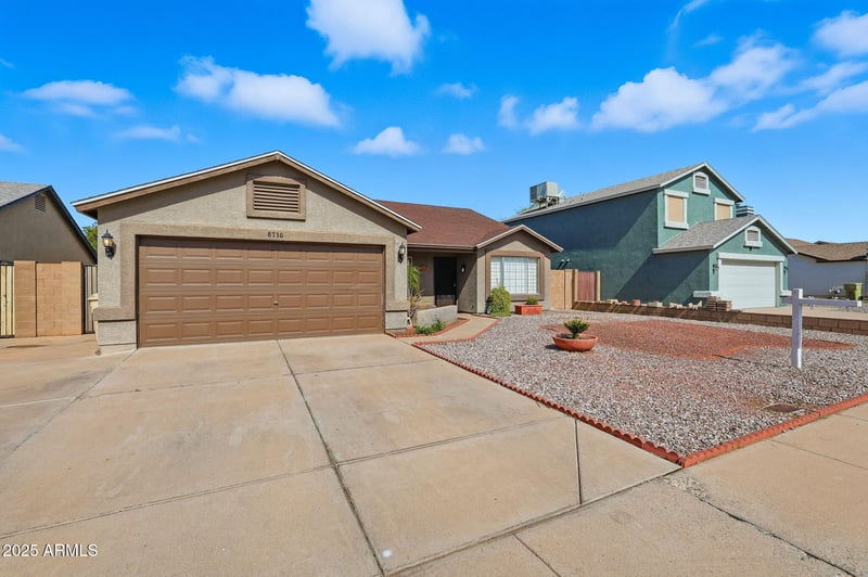 8730 Ocotillo Rd, Glendale, AZ 85305