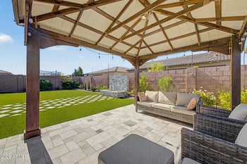 8730 Vista Ave, Glendale, AZ 85305