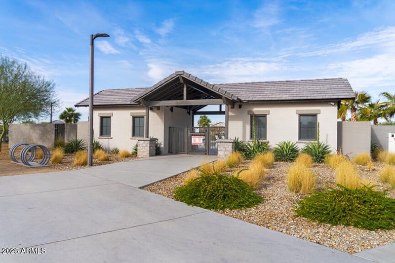 8731 W Pasadena Ave, Glendale, AZ 85305