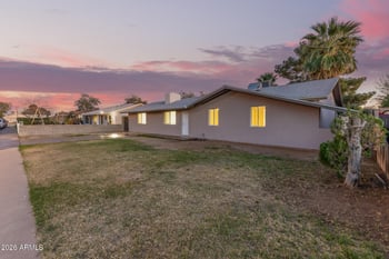 8733 Turney Ave, Phoenix, AZ 85037