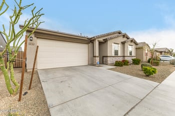 8734 Agora Ln, Tolleson, AZ 85353
