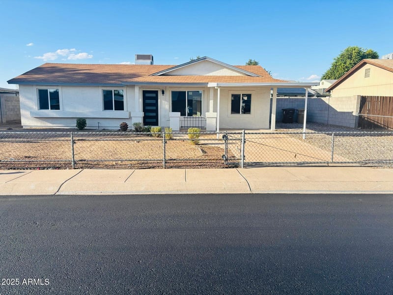 8734 Sahuaro Dr, Peoria, AZ 85345