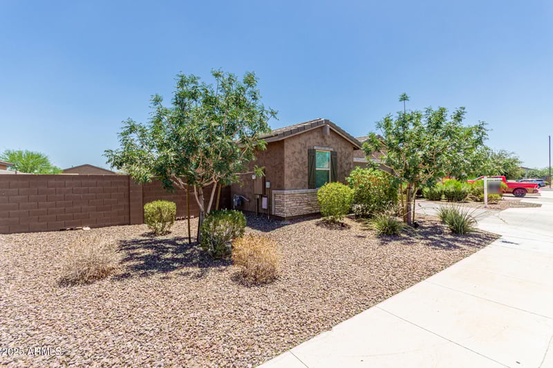 8735 185th Ave, Waddell, AZ 85355