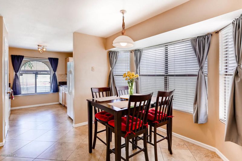 8735 W Fairmount Ave, Phoenix, AZ 85037
