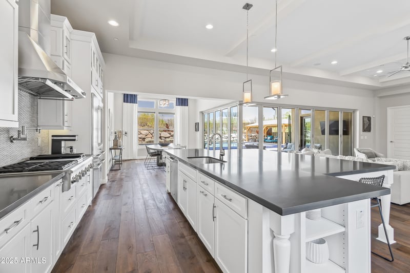 8736 E Granite Pass Rd, Scottsdale, AZ 85266