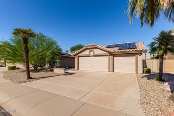 8737 Kimberly Way, Peoria, AZ 85382