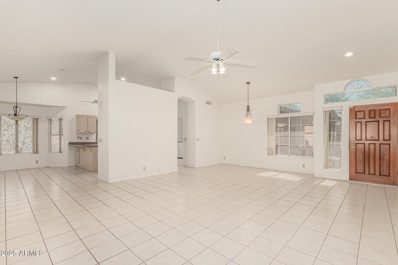 8737 Kimberly Way, Peoria, AZ 85382