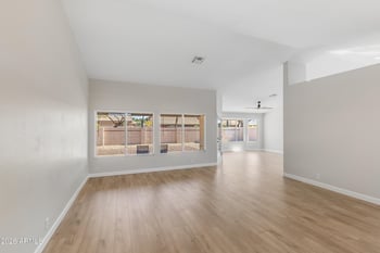 8737 Kimberly Way, Peoria, AZ 85382