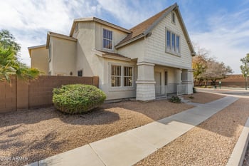 8737 Laguna Azul Ave, Mesa, AZ 85209