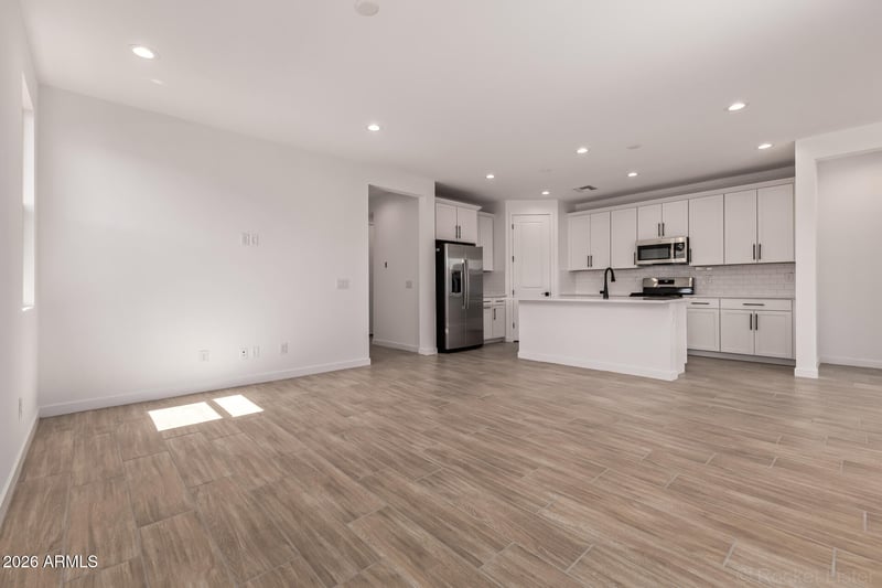 8737 S 170th Ave, Goodyear, AZ 85338