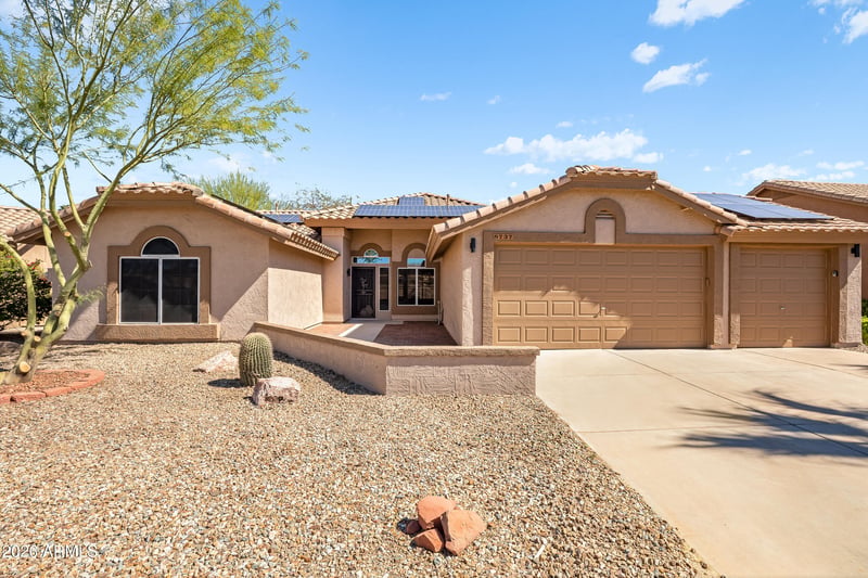 8737 Kimberly Way, Peoria, AZ 85382