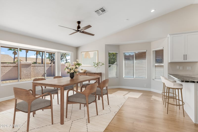 8737 Kimberly Way, Peoria, AZ 85382