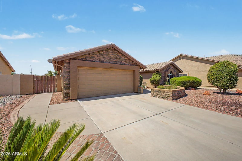 8737 W Mcrae Way, Peoria, AZ 85382