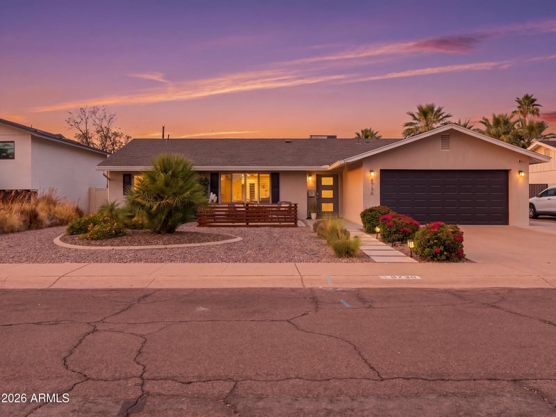 8738 Rose Ln, Scottsdale, AZ 85250