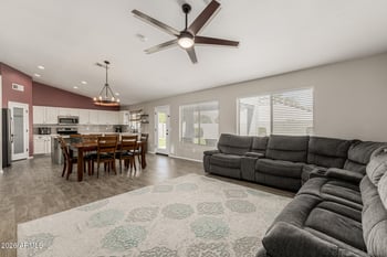 8738 Posada Ave, Mesa, AZ 85212