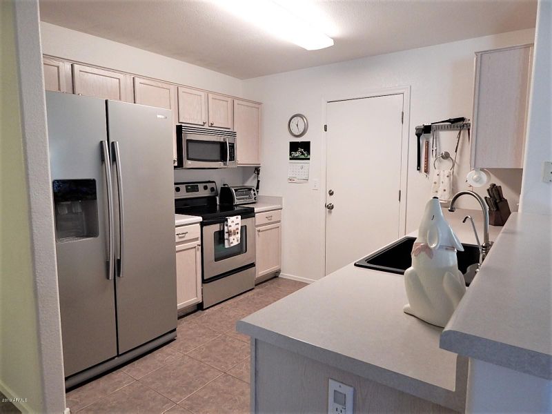 8739 E Crescent Ave, Mesa, AZ 85208