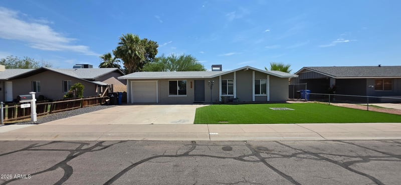 8739 W Turney Ave, Phoenix, AZ 85037