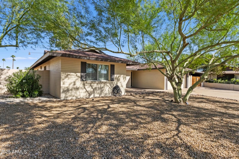 8740 Amelia Ave, Scottsdale, AZ 85251