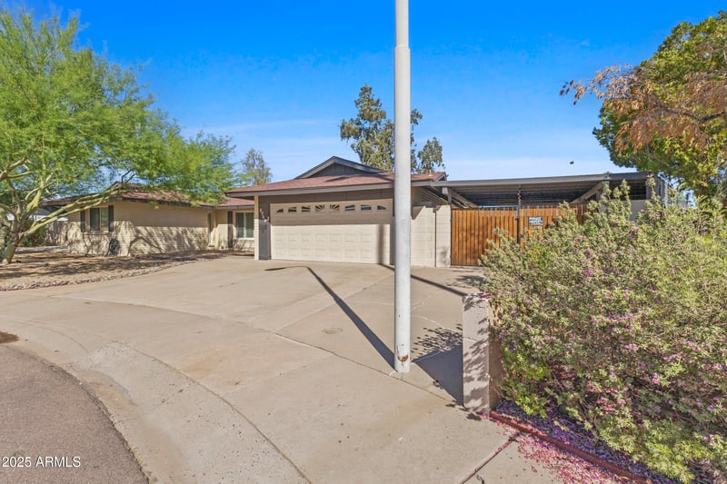 8740 Amelia Ave, Scottsdale, AZ 85251
