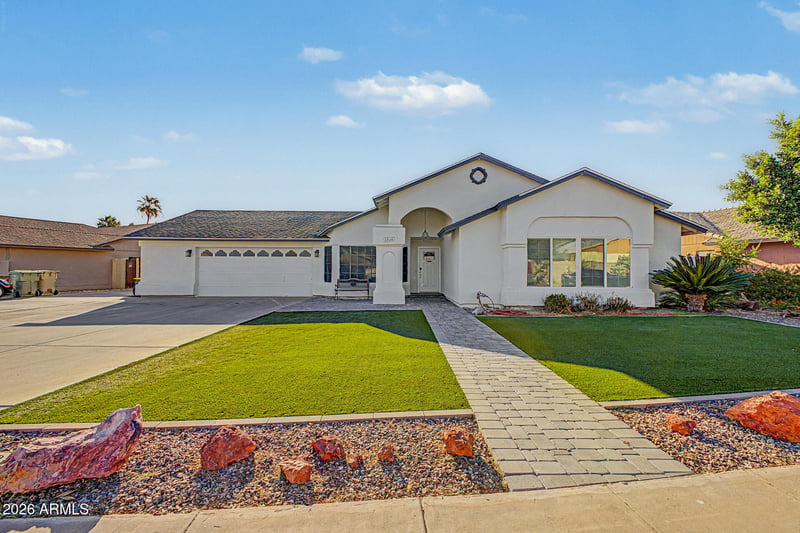 8740 Keim Dr, Glendale, AZ 85305