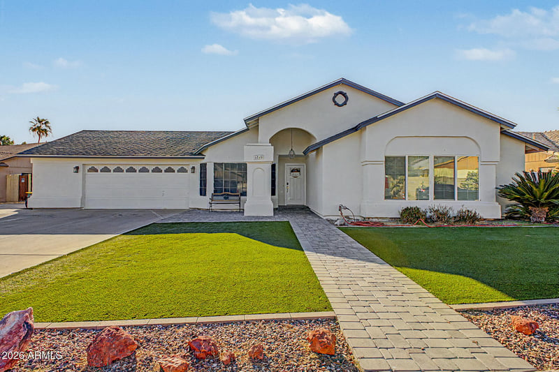 8740 Keim Dr, Glendale, AZ 85305
