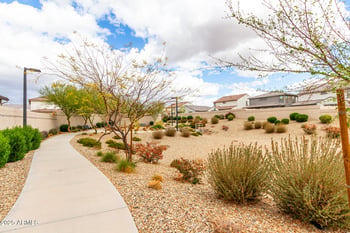 8740 San Miguel Ave, Glendale, AZ 85305