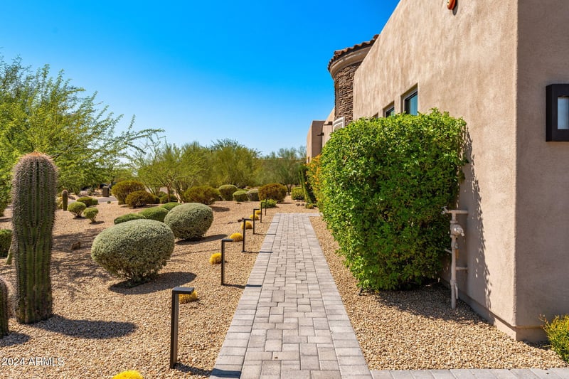 8742 E Villa Cassandra Dr, Scottsdale, AZ 85266