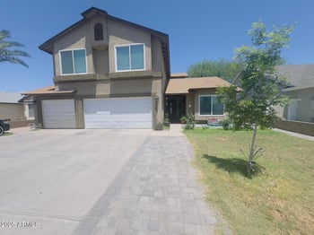 8742 Edgemont Ave, Phoenix, AZ 85037