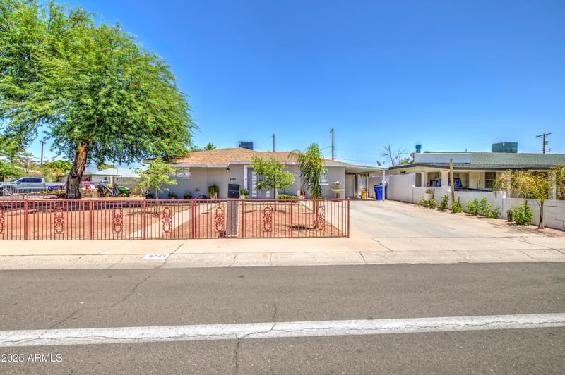 8743 31st Ave, Phoenix, AZ 85051