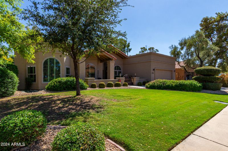 8743 E San Victor Dr, Scottsdale, AZ 85258
