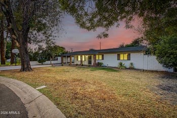8744 N 6th Dr, Phoenix, AZ 85021