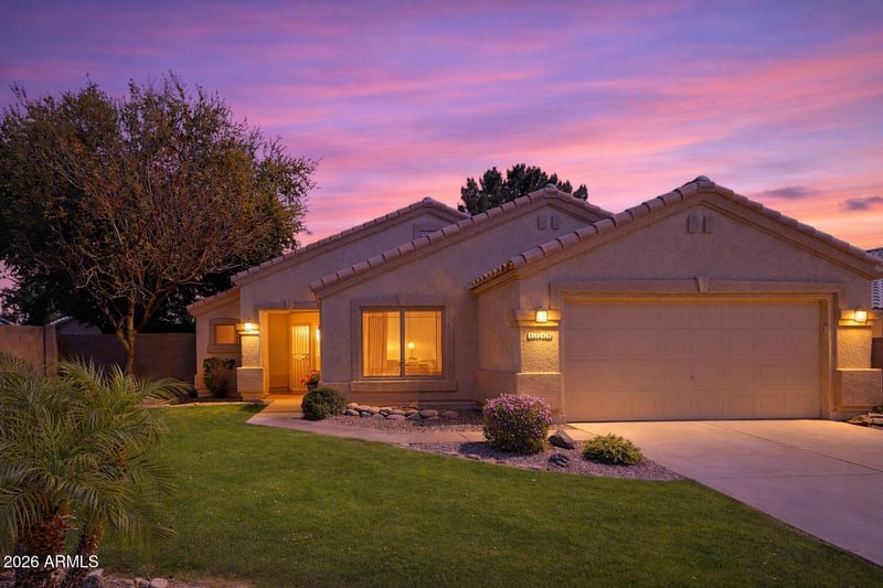 8744 Lone Cactus Dr, Peoria, AZ 85382