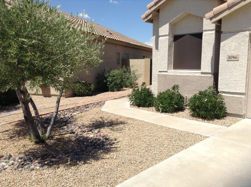 8746 W Lisbon Ln, Peoria, AZ 85381