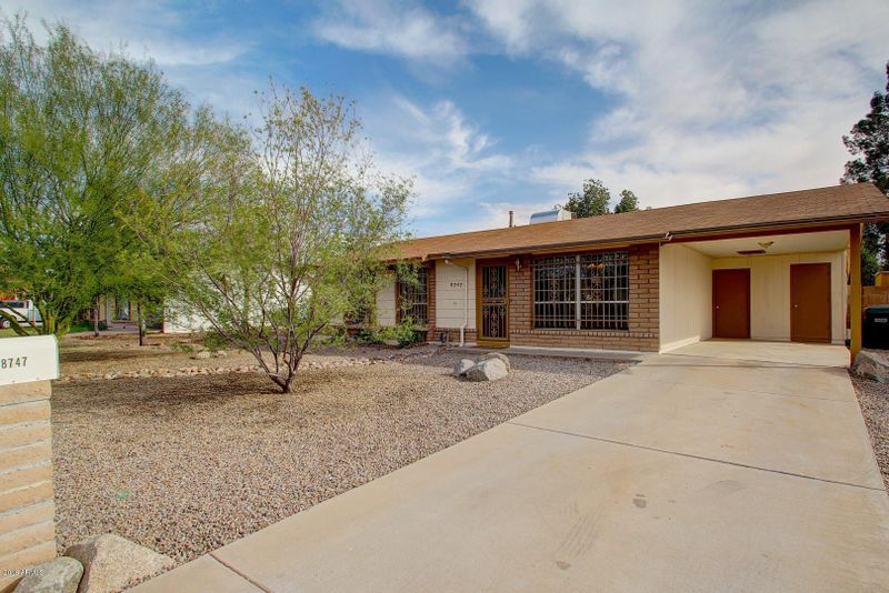 8747 W Elm St, Phoenix, AZ 85037