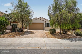 8747 Solano Dr, Glendale, AZ 85305