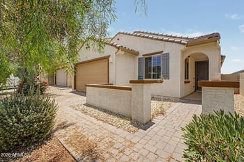 8747 Solano Dr, Glendale, AZ 85305