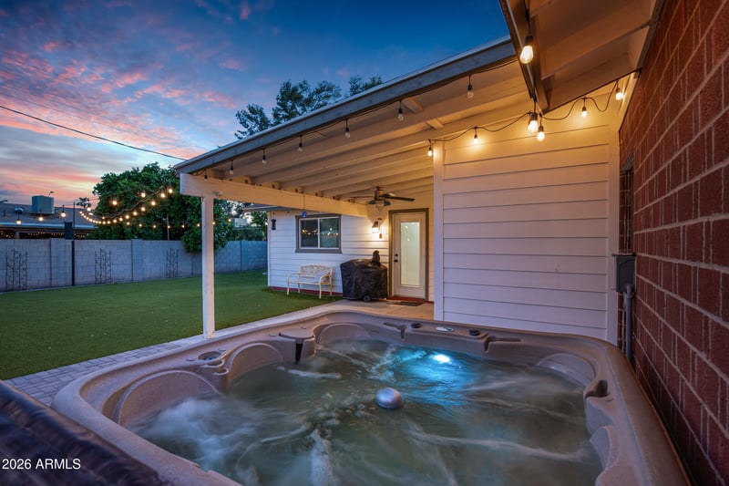 8749 Sage Dr, Scottsdale, AZ 85250