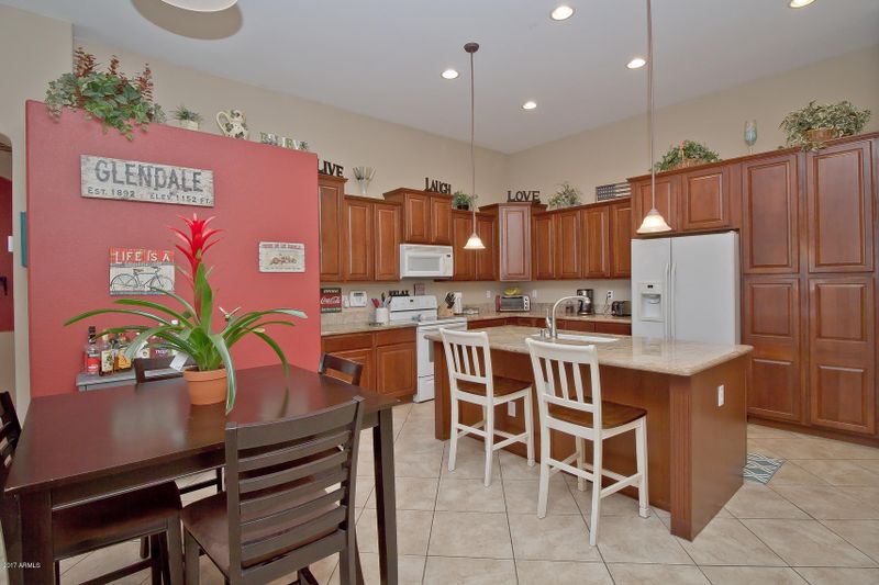 8749 W Glenn Dr, Glendale, AZ 85305