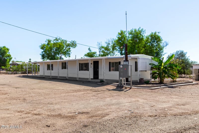 875 Smoketree St, Apache Junction, AZ 85120