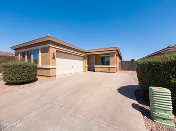 875 W Ayrshire Trl, San Tan Valley, AZ 85143