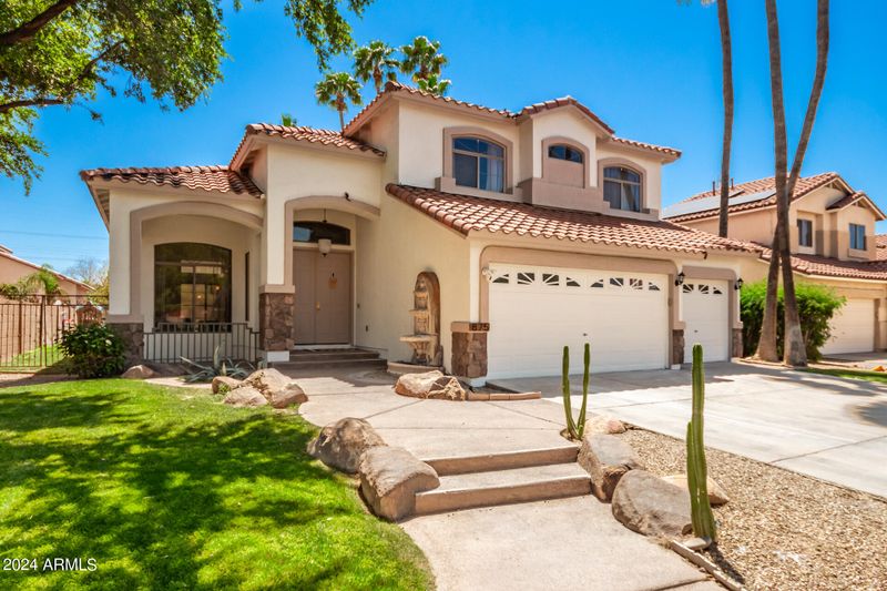 875 W Juniper Ave, Gilbert, AZ 85233