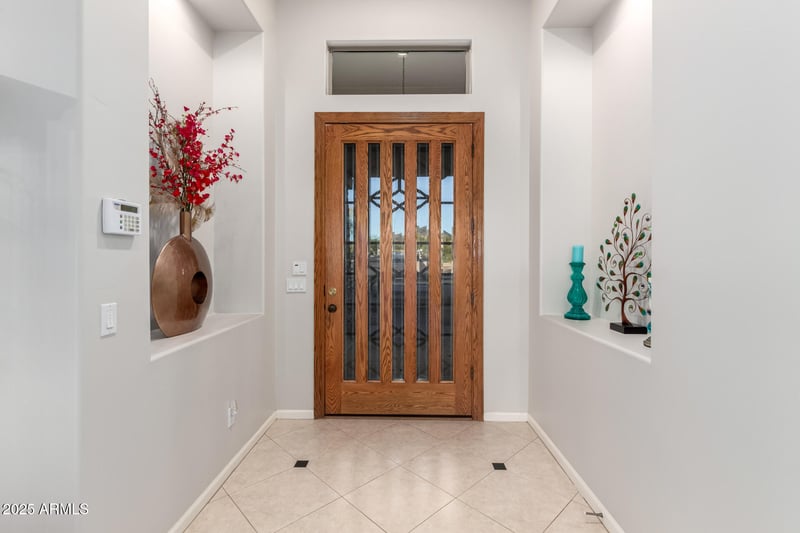 8751 E Menlo Cir, Mesa, AZ 85207
