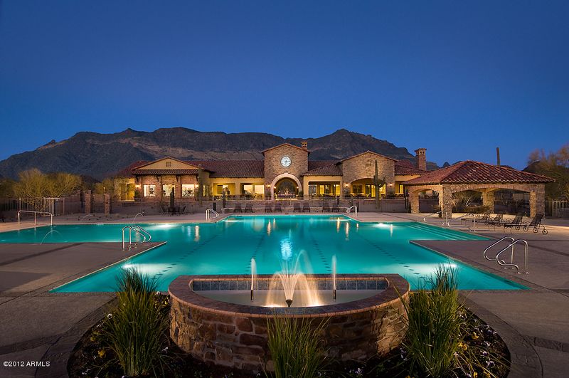 8753 E Indigo St, Mesa, AZ 85207