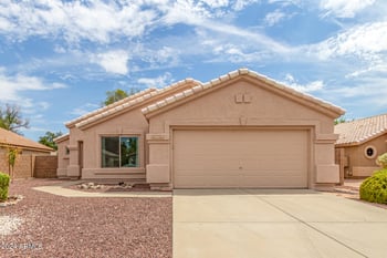 8753 Salter Dr, Peoria, AZ 85382