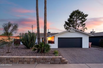 8755 Plaza Ave, Scottsdale, AZ 85250
