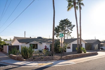 8755 Plaza Ave, Scottsdale, AZ 85250
