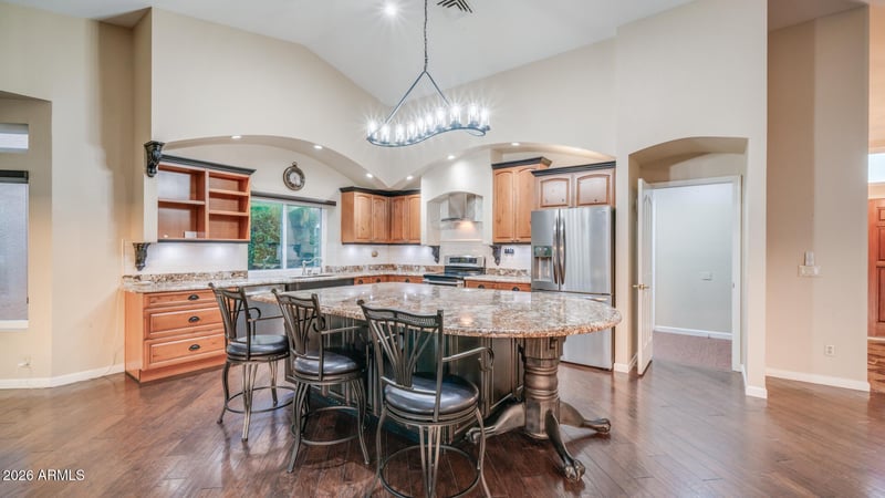 8756 Rockwood Dr, Peoria, AZ 85382