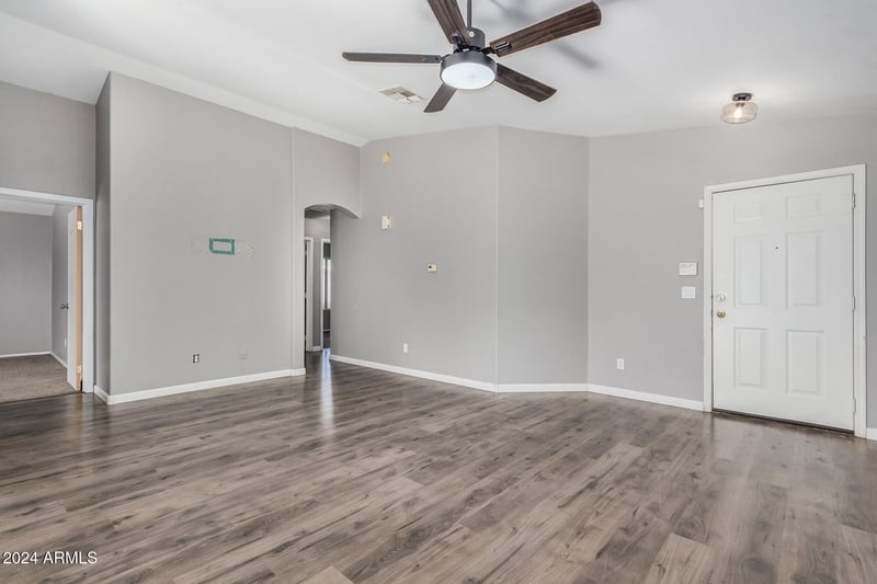 8757 Griswold Rd, Peoria, AZ 85345