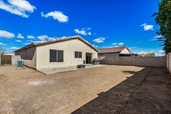 8757 Griswold Rd, Peoria, AZ 85345